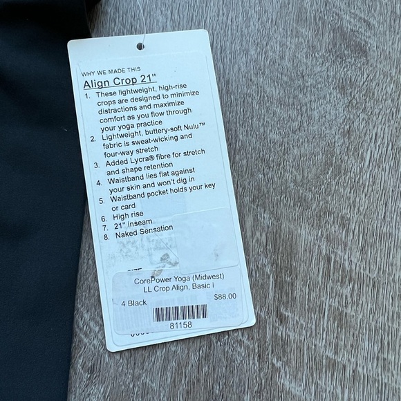 Lululemon Align Crop in Black Size 4 - Picture 5 of 8